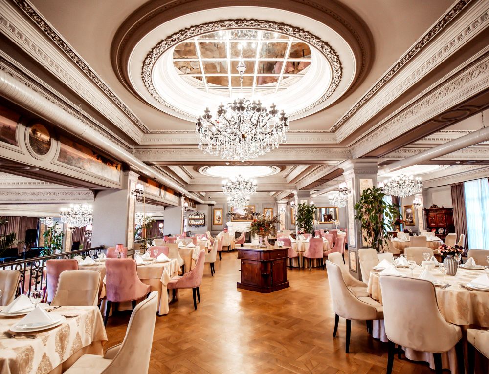 Luxury restaurant interior design with elegant chandeliers